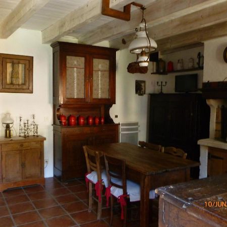 Maison De Village Saint-Paul-des-Fonts Esterno foto