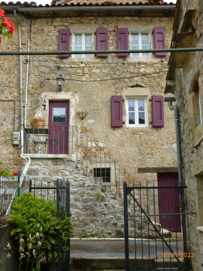 Maison De Village Saint-Paul-des-Fonts Esterno foto